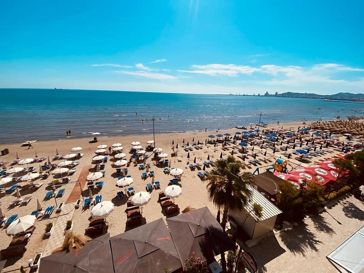 דורס Luxurious Seaside Apartment מראה חיצוני תמונה