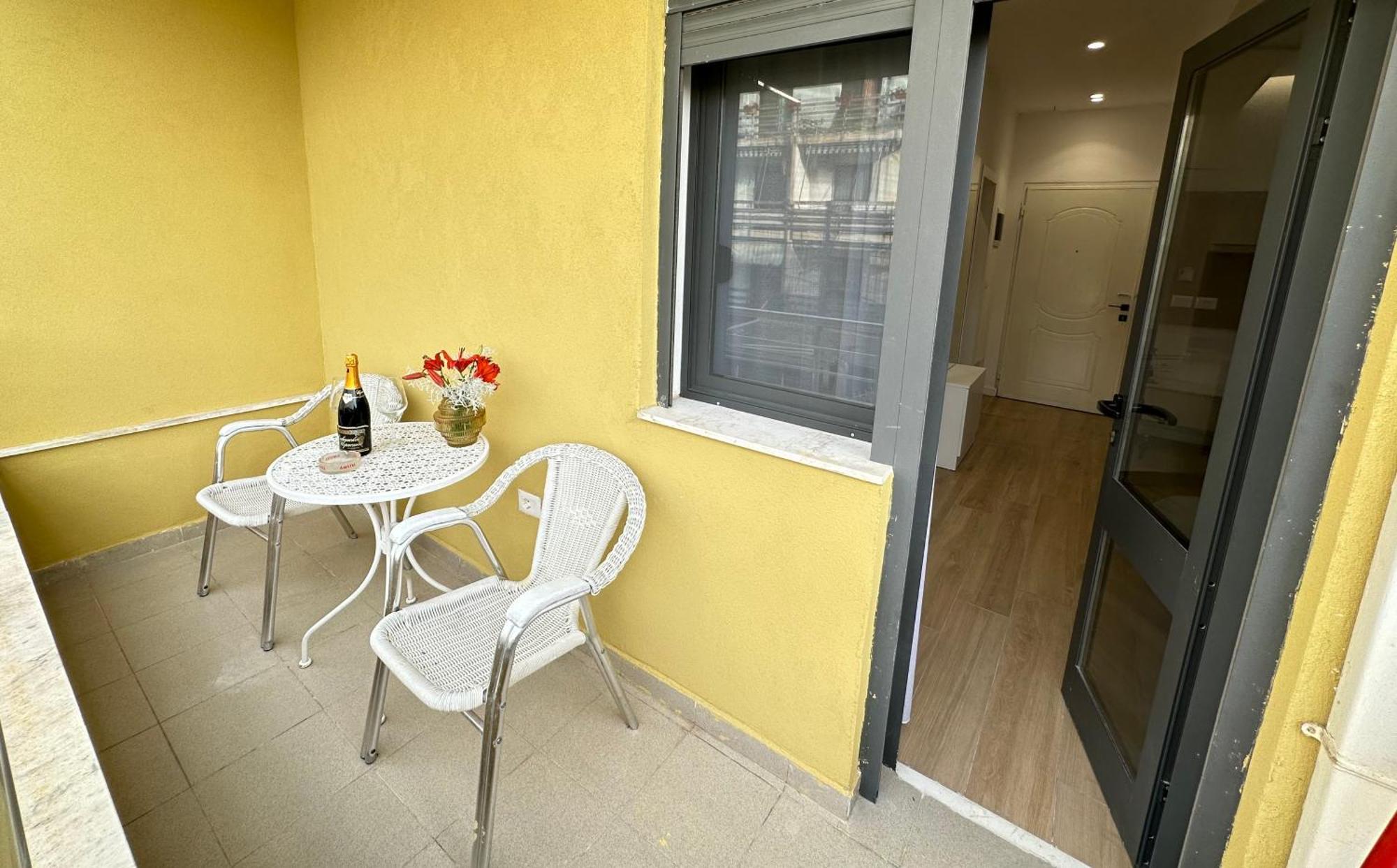 דורס Luxurious Seaside Apartment מראה חיצוני תמונה